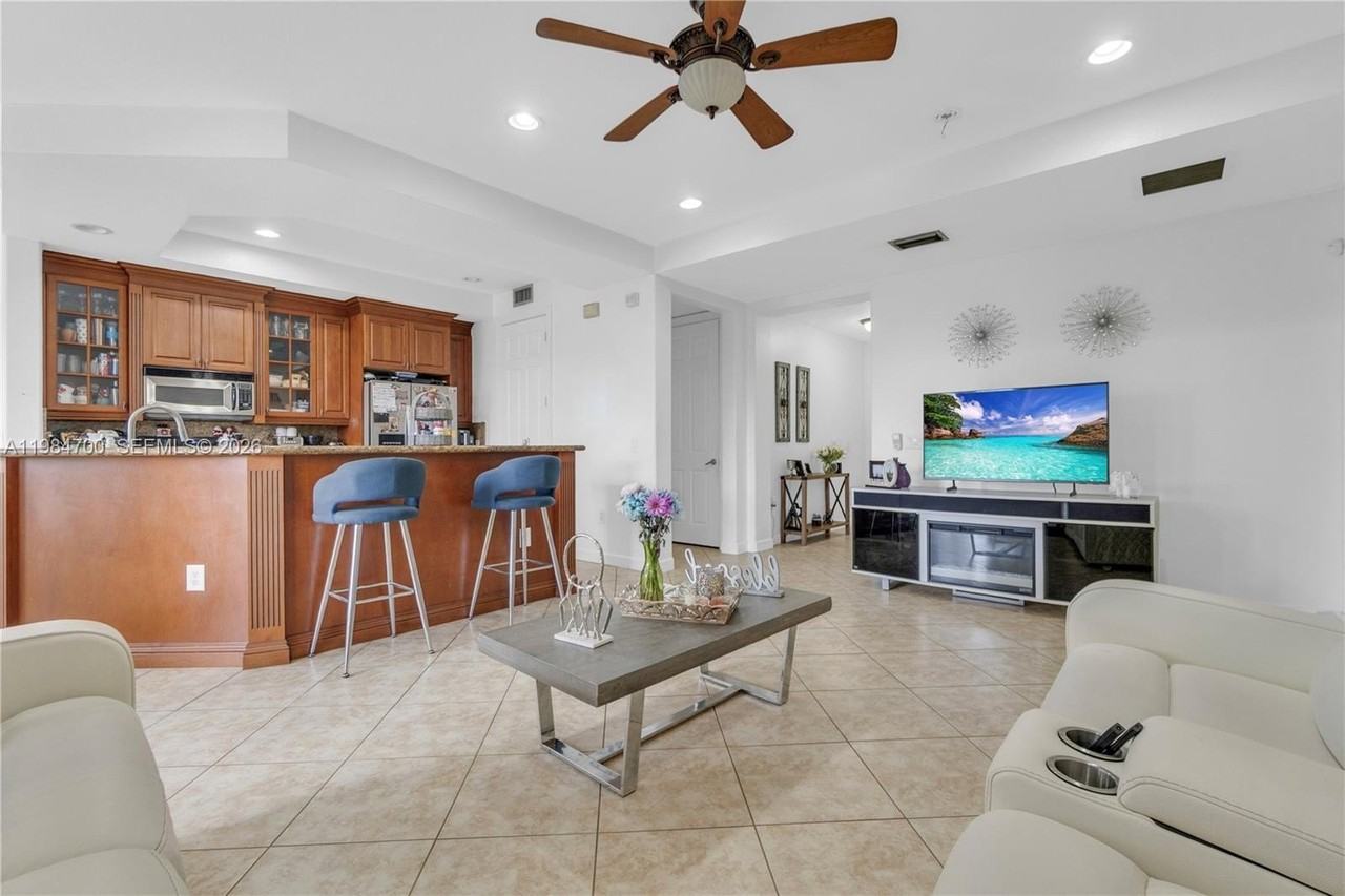 8200 Nw 128th Ln #40B - Photo 2 of 29