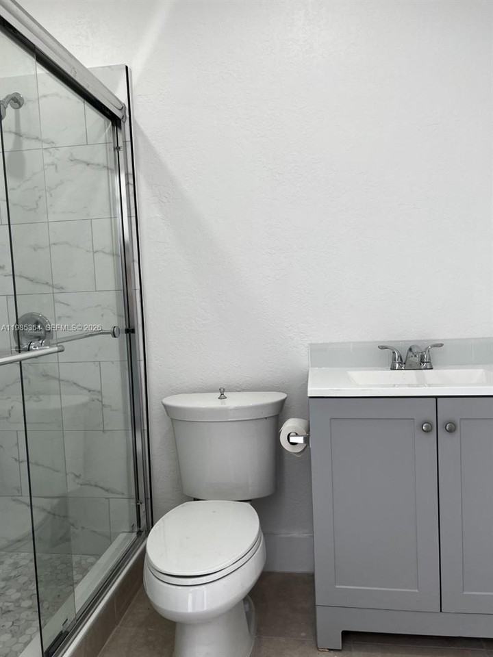 8871 Nw 15th St #REAR - Photo 7 of 8