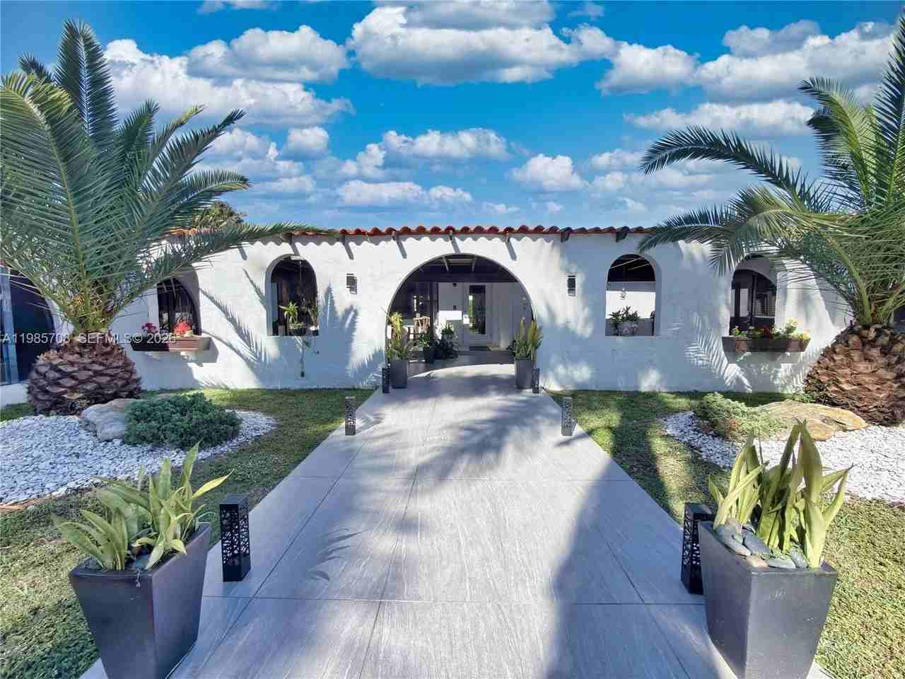 7925 Sw 124th St - Photo 7 of 50