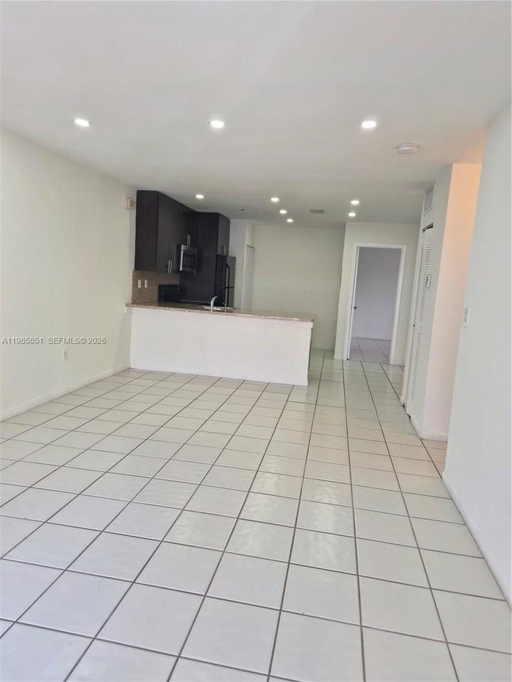 15421 Sw 81st Circle Ln #24 - Photo 2 of 7
