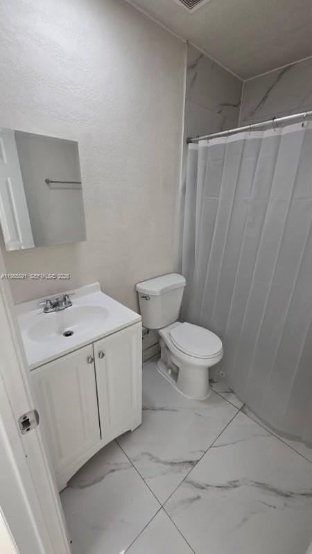 208 Avondale Dr #11 - Photo 4 of 6