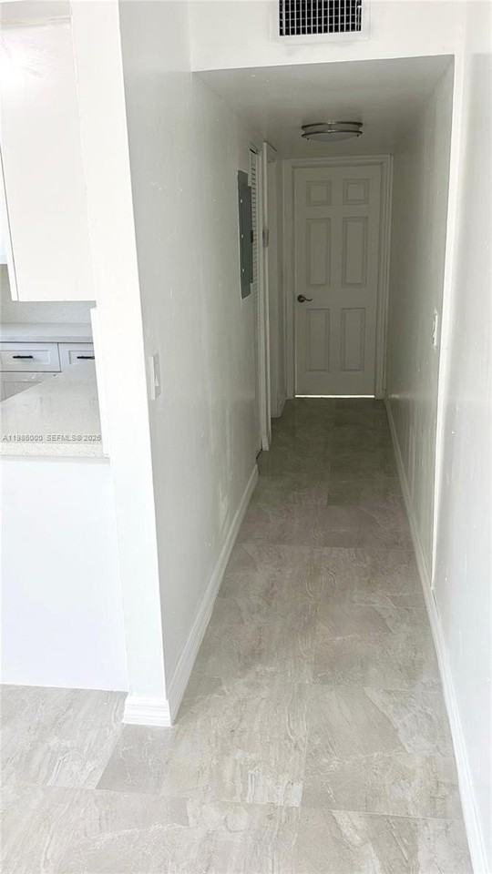 6201 Sw 37th Ct #3A - Photo 4 of 12