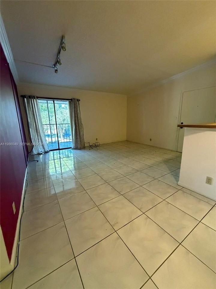 15500 Lakes Of Delray Blvd #207 - Photo 3 of 24