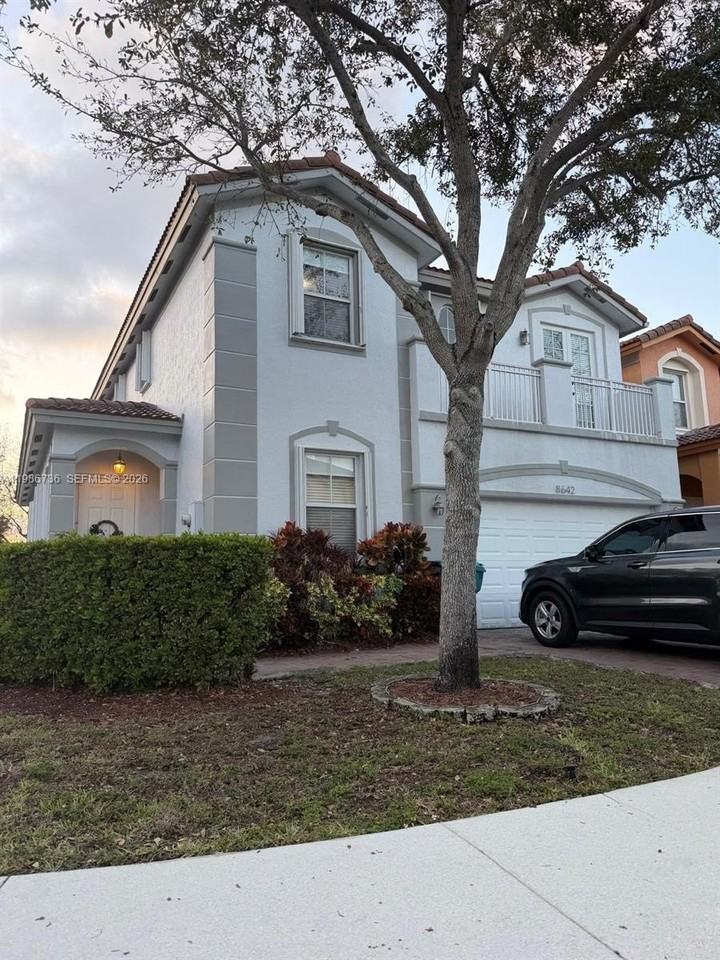 8642 Nw 109th Ct #0 - Photo 2 of 21