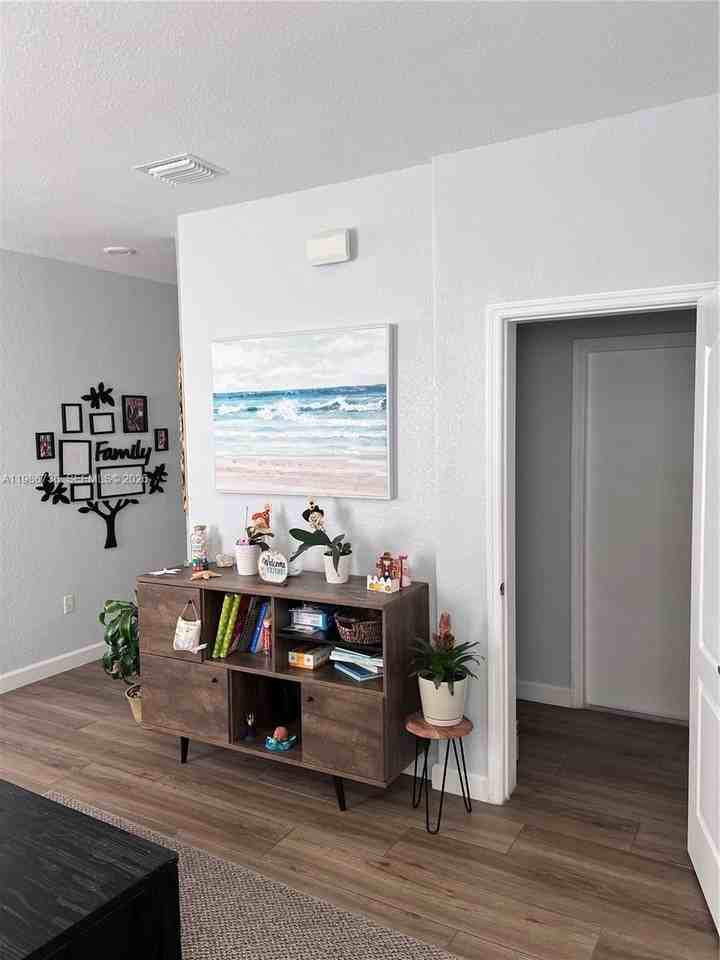 8642 Nw 109th Ct #0 - Photo 3 of 21