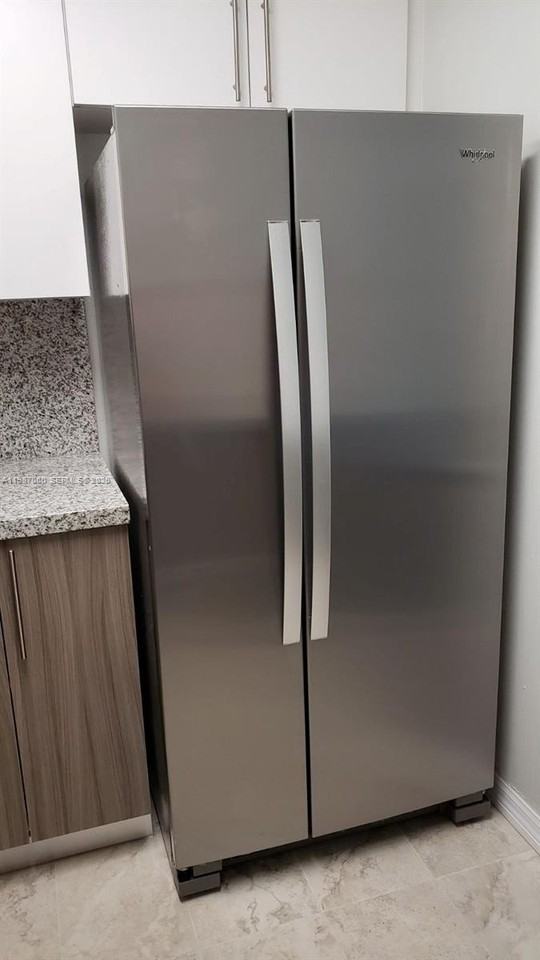 7470 Miami Lakes Dr #B208 - Photo 5 of 31