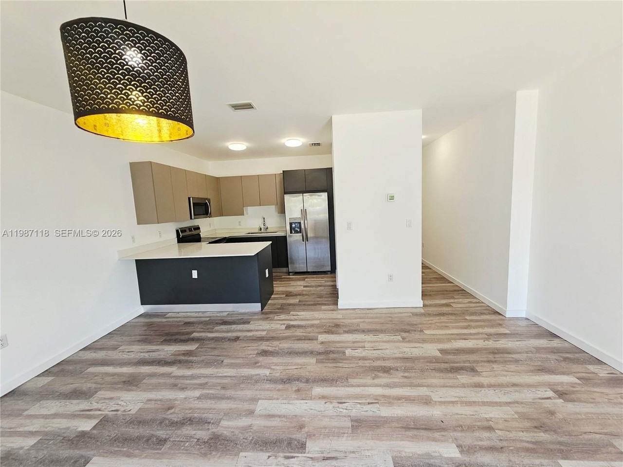 127 Ne 184th Ter #127 - Photo 2 of 40