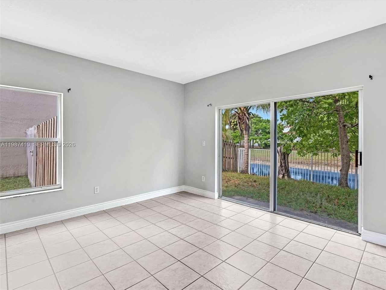 1498 Sw 106th Ave #1498 - Photo 7 of 46