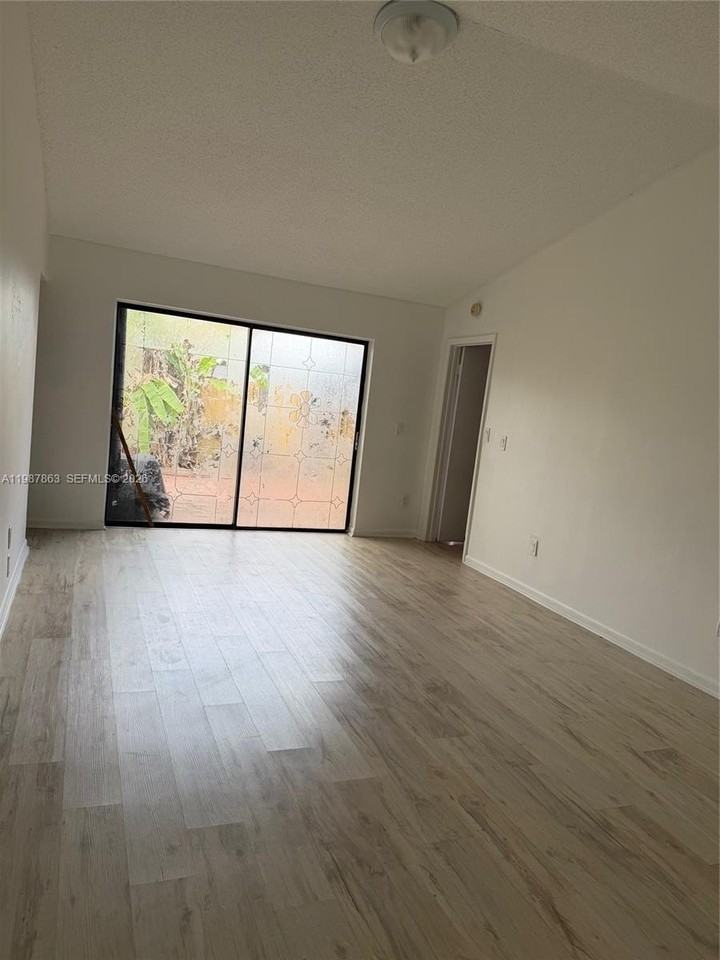 1419 Yellowthroat St - Photo 5 of 26