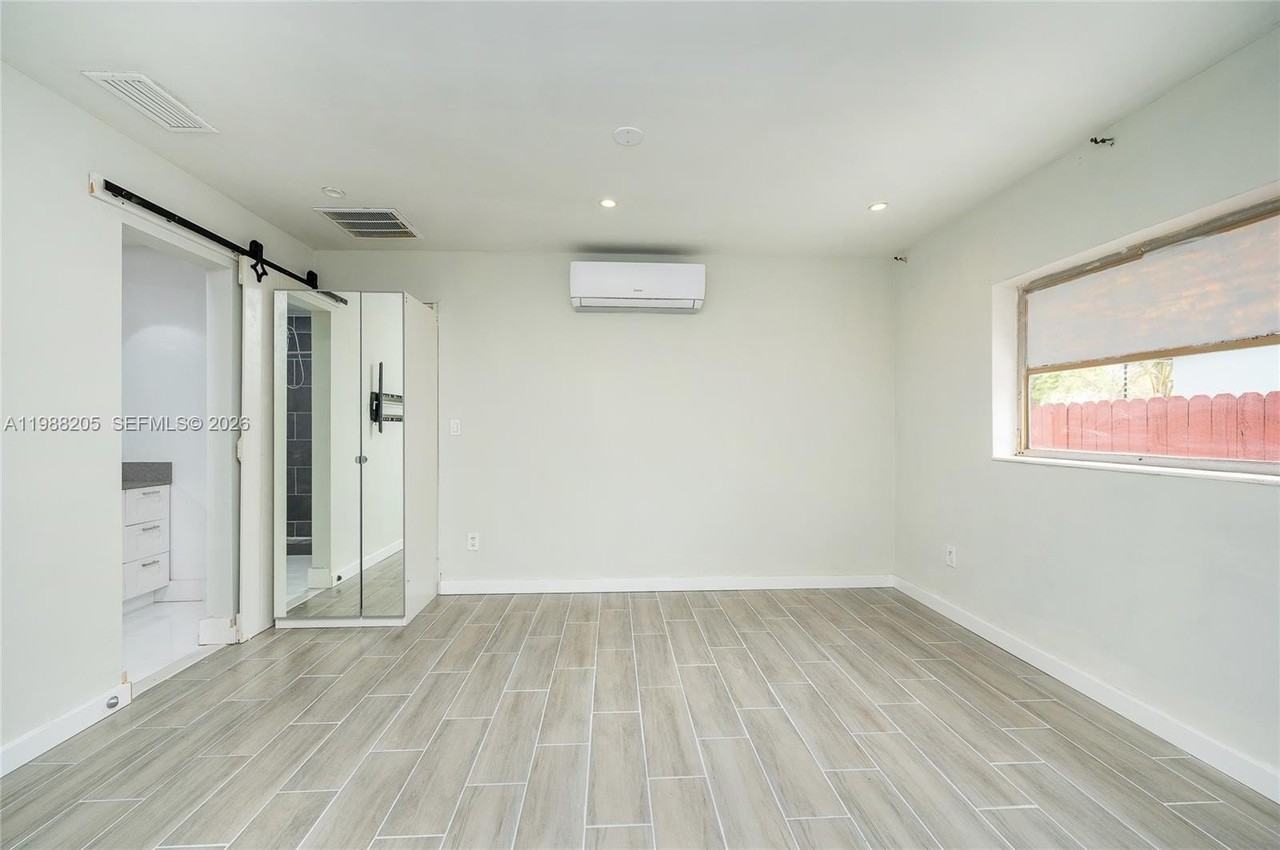 10954 Sw 157th Ter #1 - Photo 2 of 13