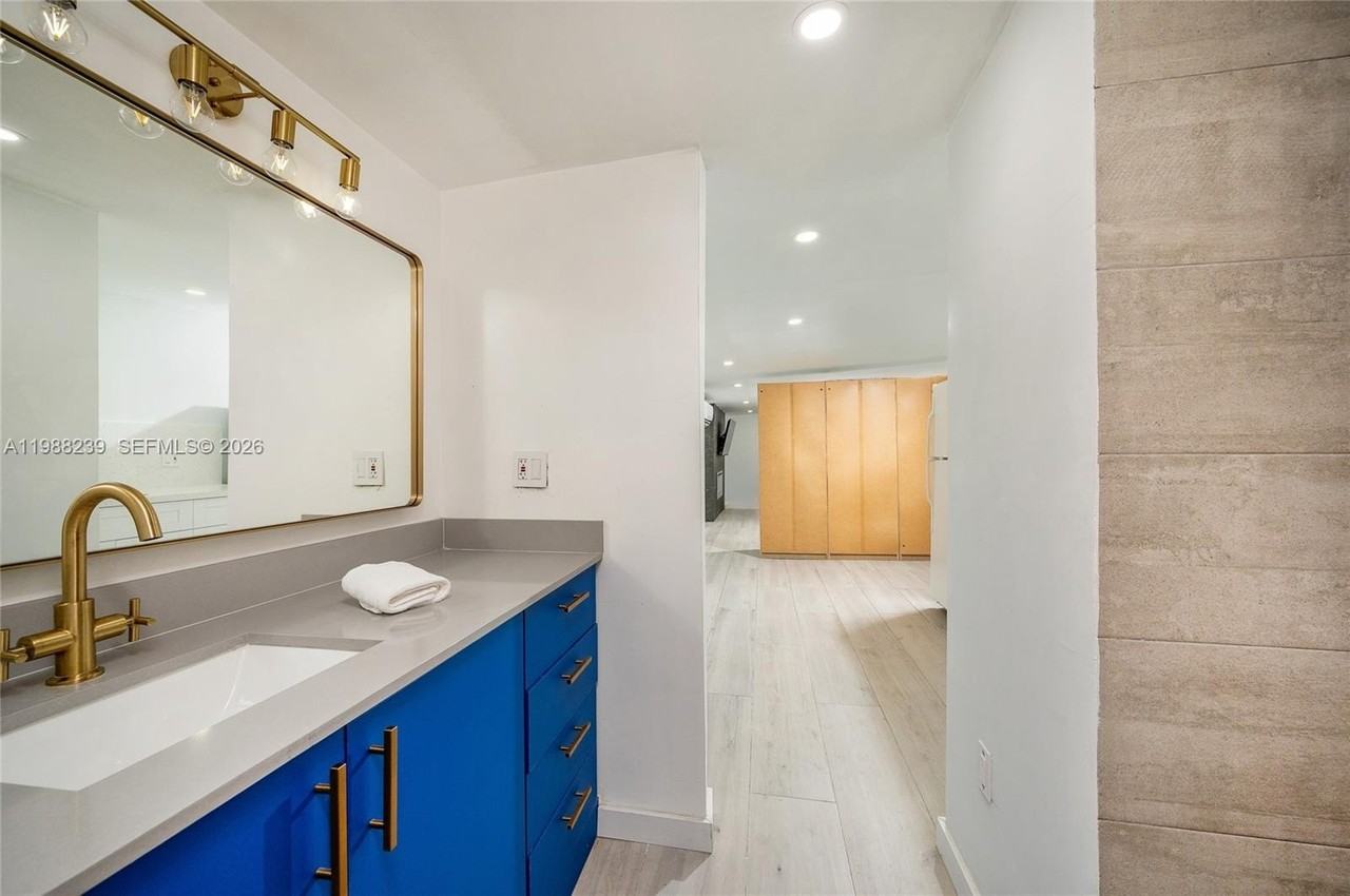 10954 Sw 157th Ter #2 - Photo 2 of 10