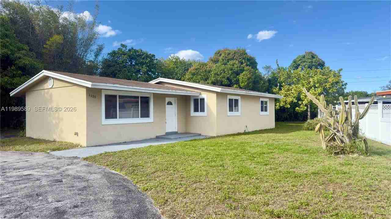 1125 Nw 16th Ct #1125 - Photo 2 of 48
