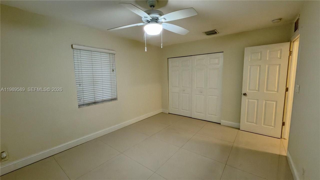 1125 Nw 16th Ct #1125 - Photo 7 of 48