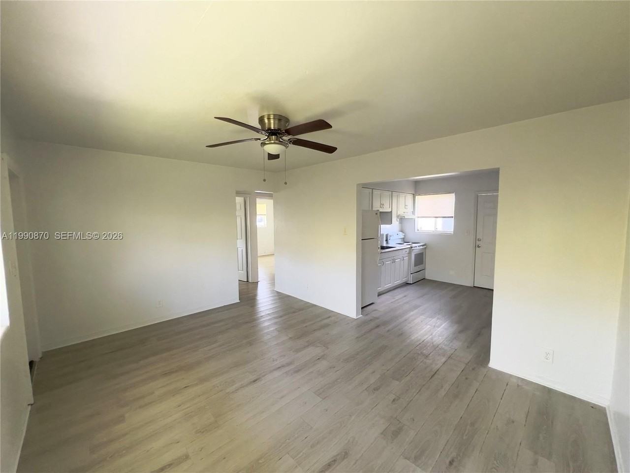 404 Sw 5th Ave #1 - Photo 3 of 10