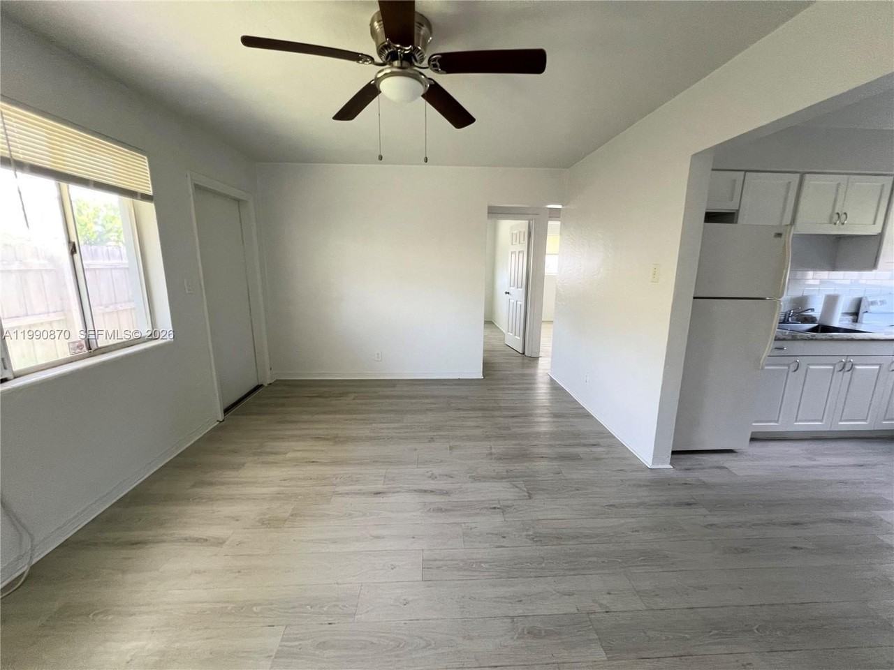 404 Sw 5th Ave #1 - Photo 5 of 10