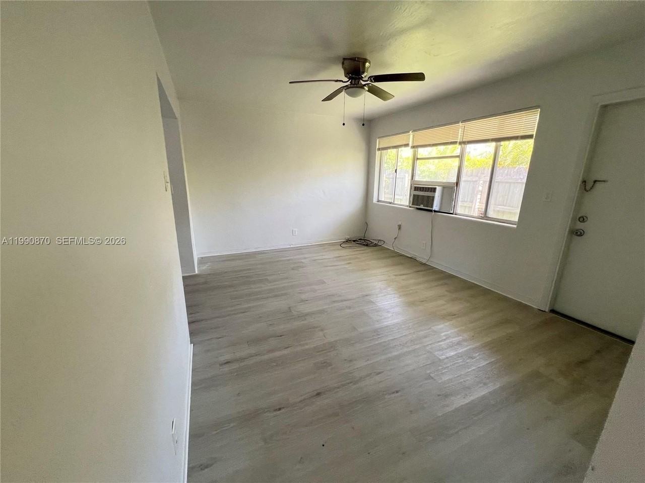 404 Sw 5th Ave #1 - Photo 6 of 10