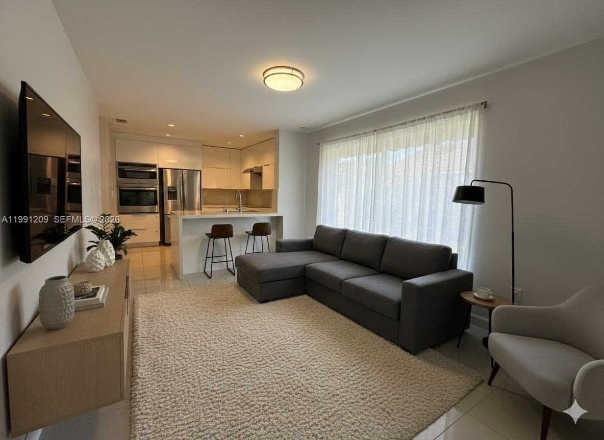 5753 Nw 98th Ave - Photo 5 of 23