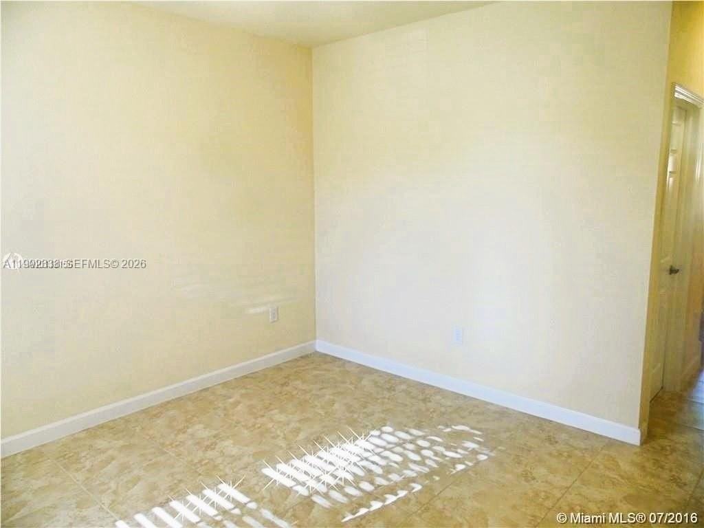 11367 Sw 234th St - Photo 7 of 18