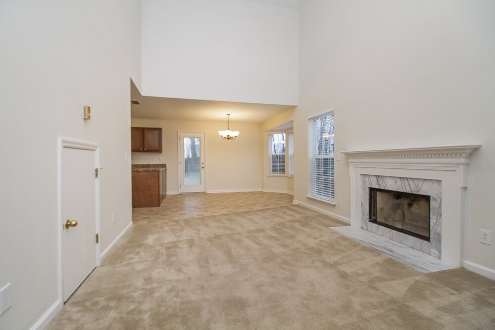 608 Birchbrook Ct - Photo 3 of 18