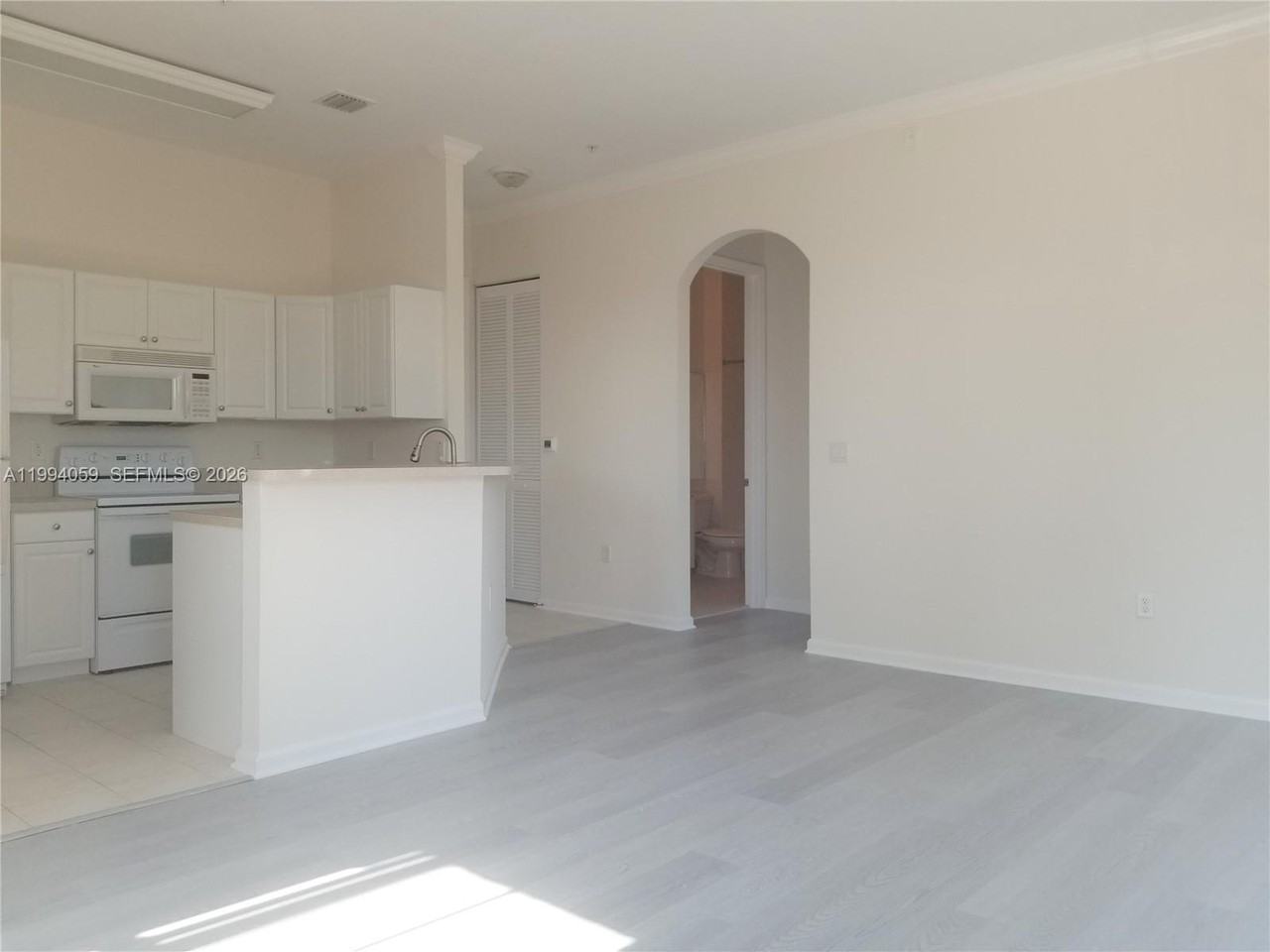 4506 Sw 160th Ave #1138 - Photo 4 of 9