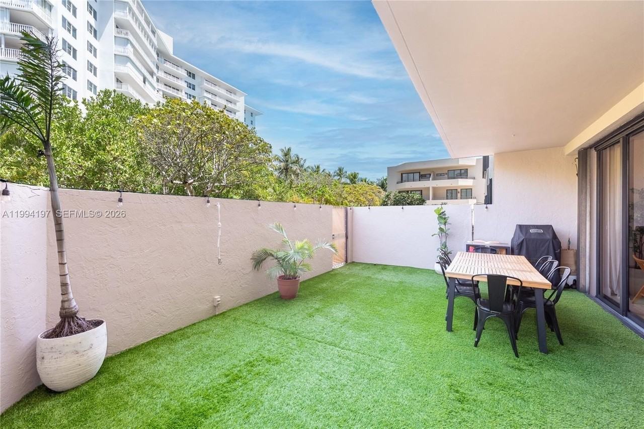 251 Crandon Blvd #141