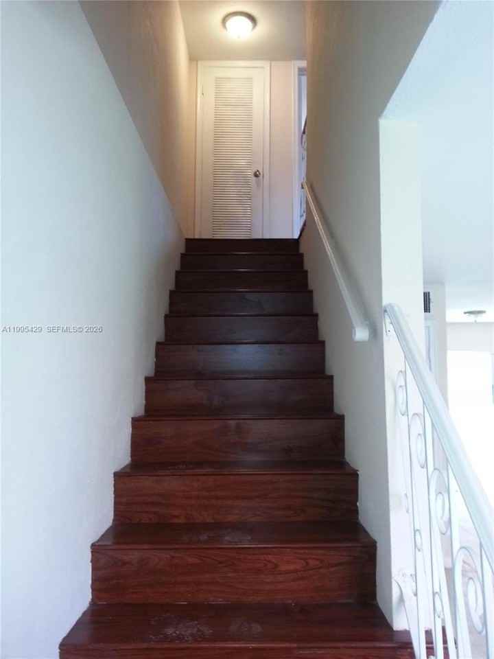 2604 Nw 52nd Ave #C15 - Photo 4 of 12