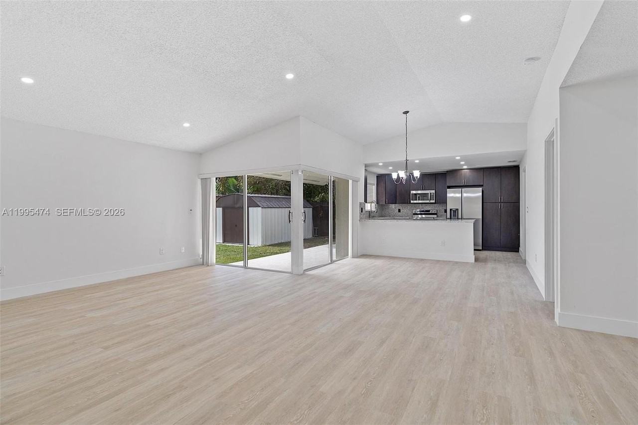 13750 Sw 282nd St - Photo 2 of 24