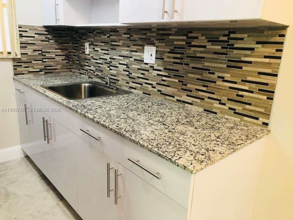 2615 Polk St #23 - Photo 2 of 8