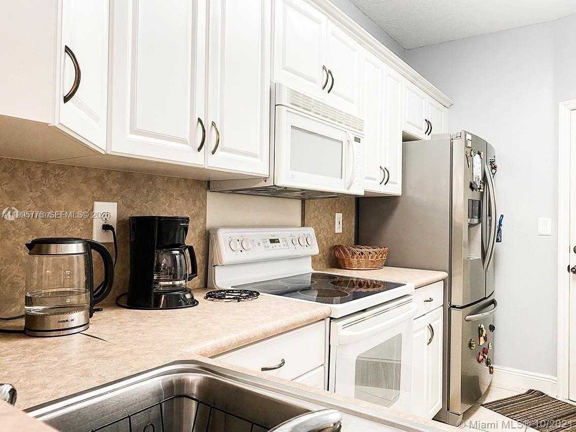 3657 Asperwood Cir - Photo 7 of 24