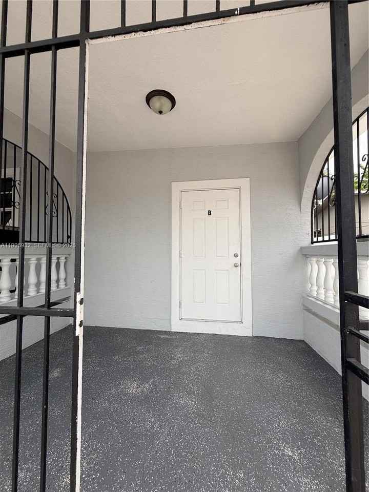 2250 Nw 103rd St #C - Photo 4 of 14