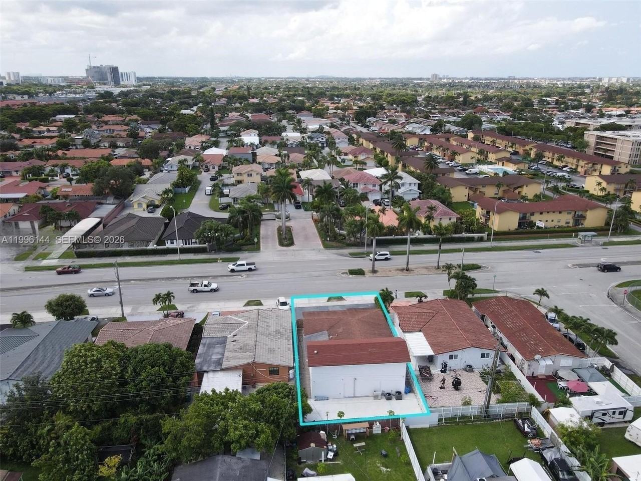 10370 Sw 24th St #B - Photo 6 of 6