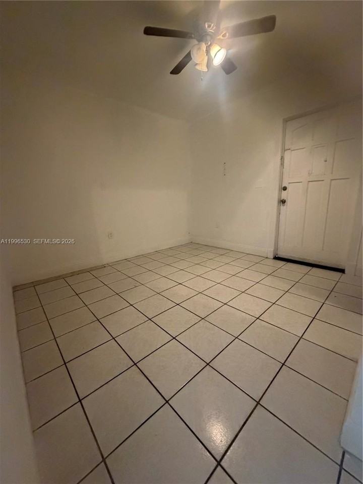 Dawson St #B - Photo 5 of 7