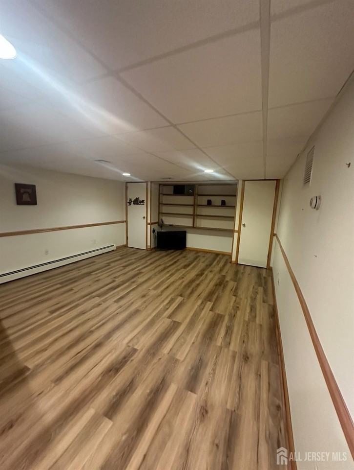 42 Pershing Ave - Photo 3 of 8