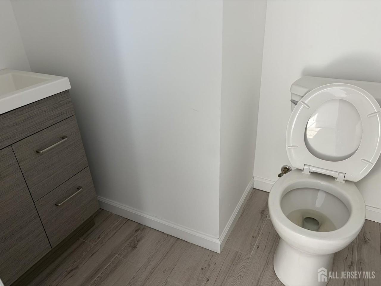 15 Fitch St - Photo 2 of 8