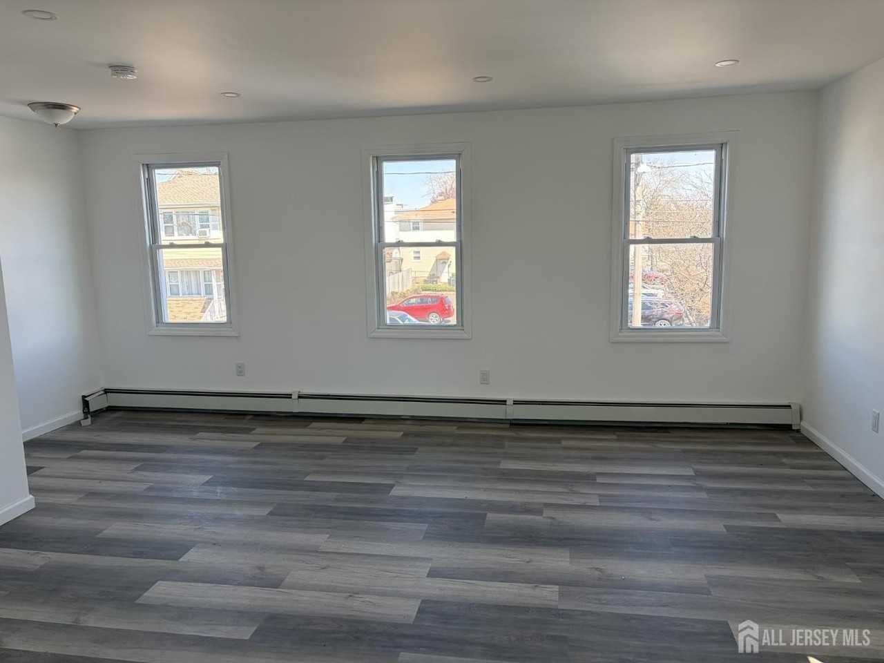 15 Fitch St - Photo 5 of 8