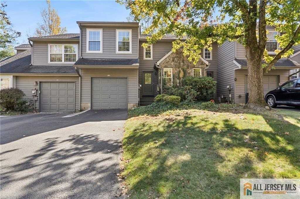 10 Brookline Ct #G - Photo 2 of 32