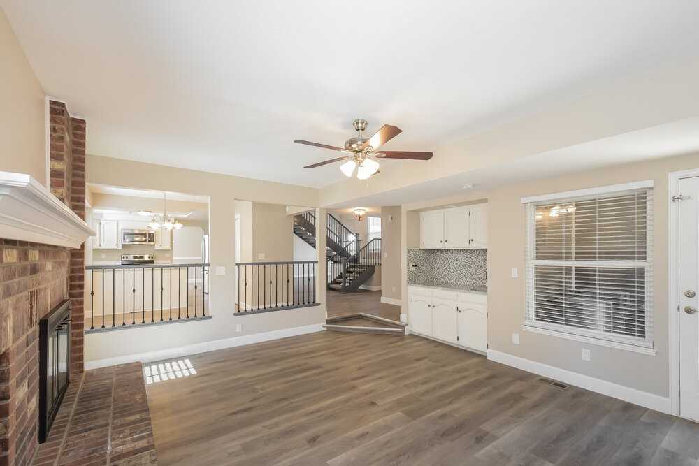 15092 E Chenango Ave - Photo 7 of 18