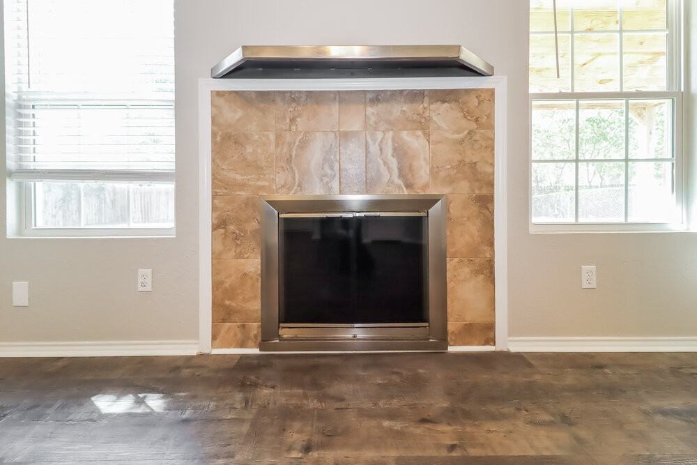 2006 Andover Dr - Photo 4 of 17