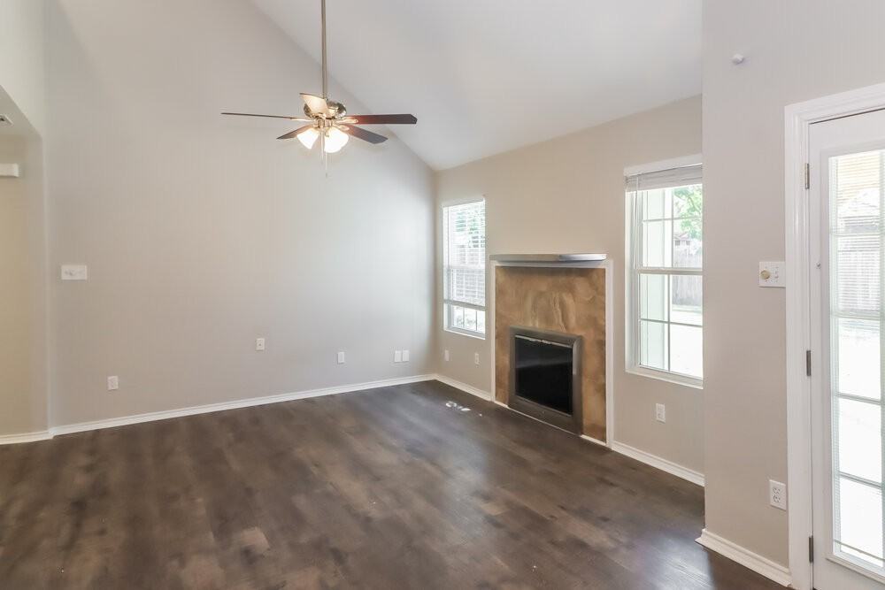 2006 Andover Dr - Photo 5 of 17