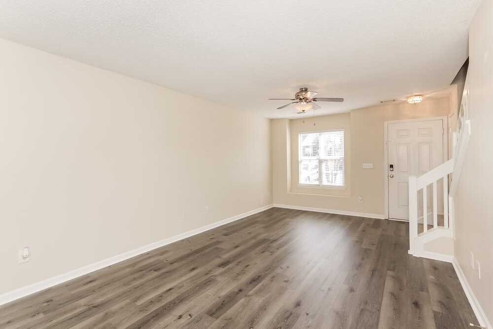 17113 Greenlawn Hills Ct - Photo 5 of 17