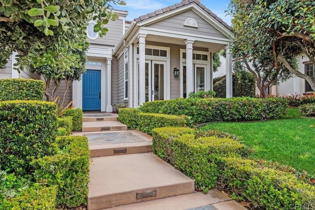 7061 Heron Cir - Photo 2 of 43