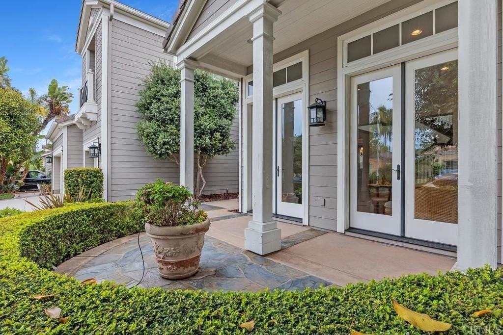 7061 Heron Cir - Photo 3 of 43