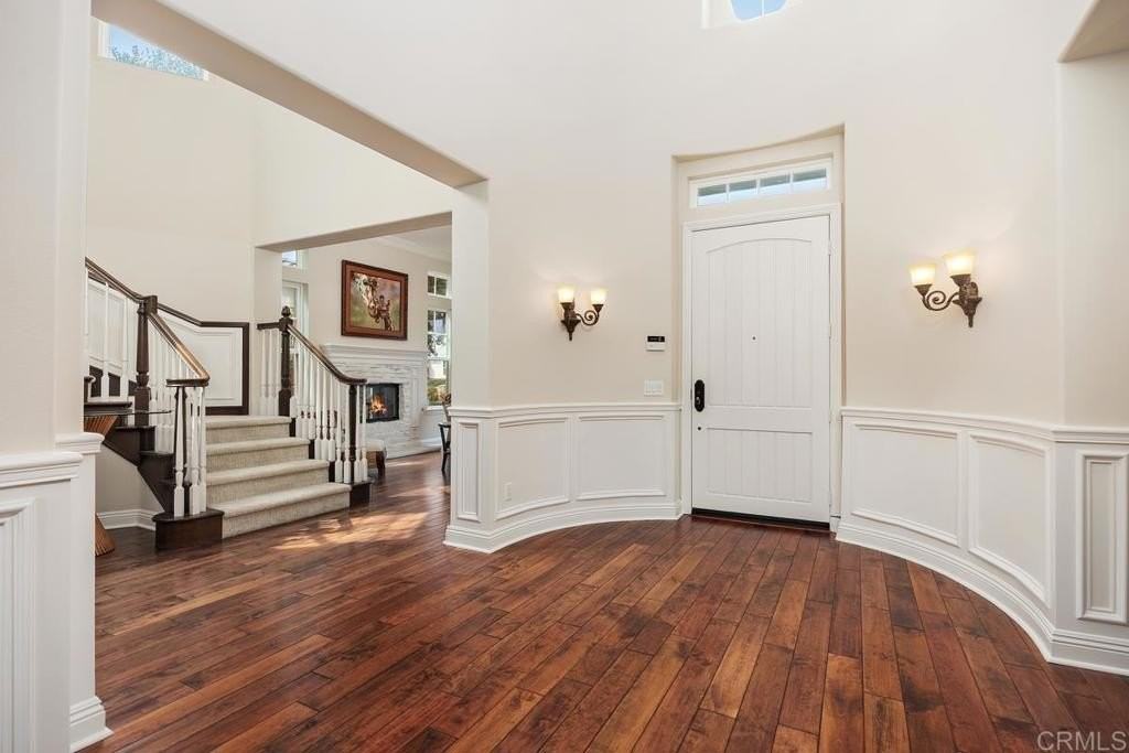 7061 Heron Cir - Photo 5 of 43