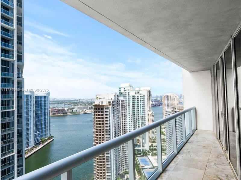 495 Brickell Avenue #3910 - Photo 6 of 25