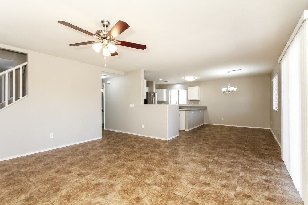 18806 N Lousandra Dr - Photo 5 of 17