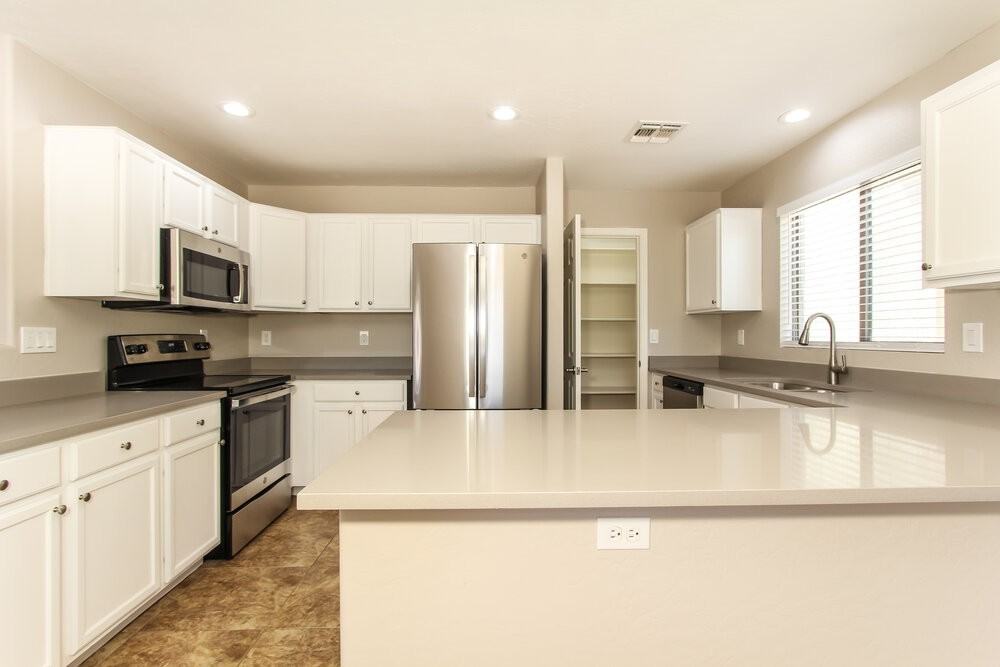 18806 N Lousandra Dr - Photo 6 of 17