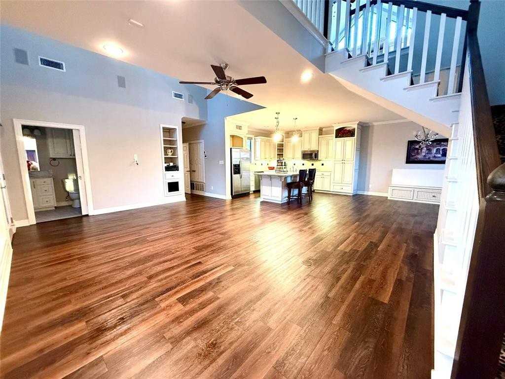 3815 Holly Ridge Dr - Photo 3 of 31