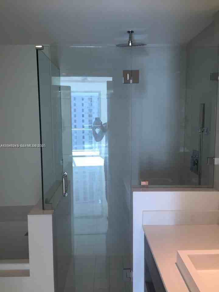 1100 South Miami Avenue #3811 - Photo 7 of 24