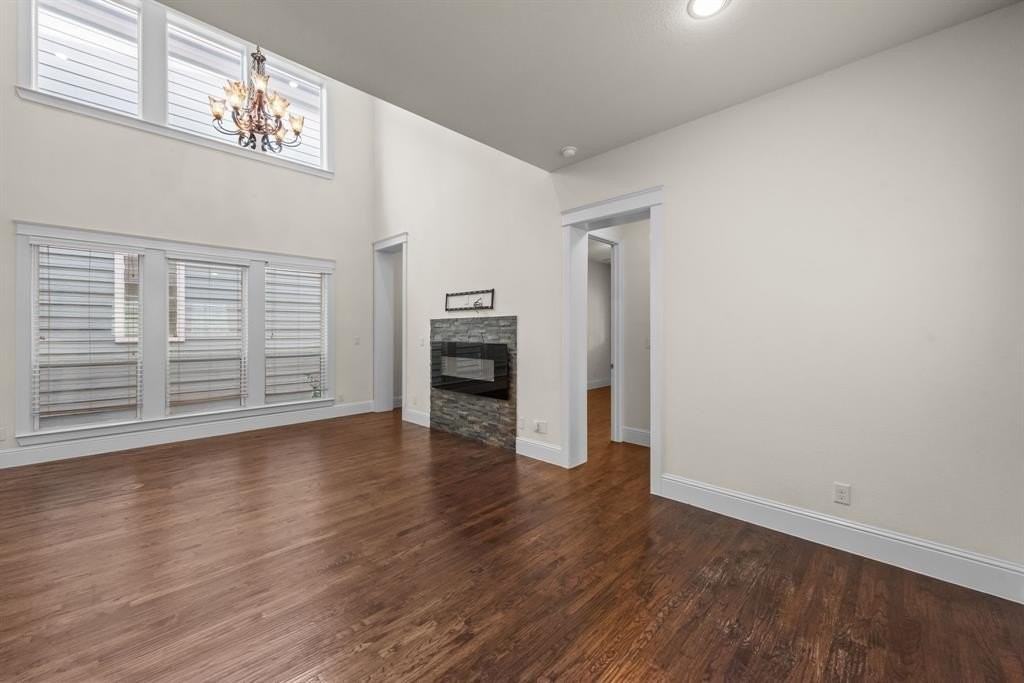 723 Cameron Ct - Photo 5 of 24