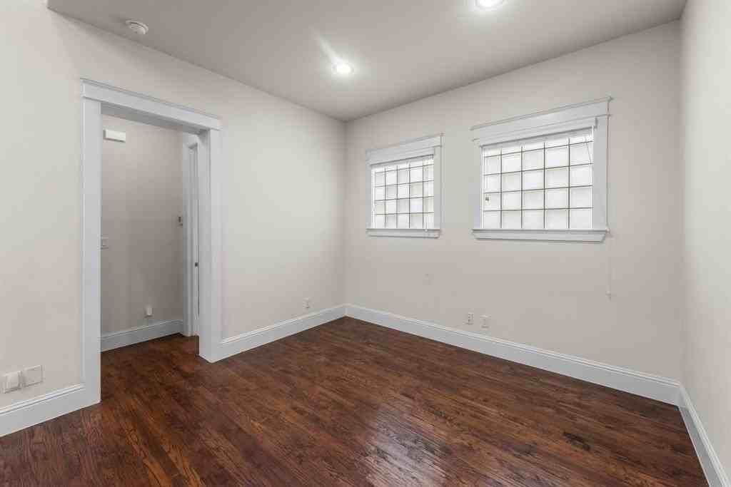 723 Cameron Ct - Photo 6 of 24